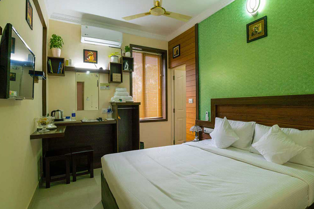 Bluebell hotel near cochin airport